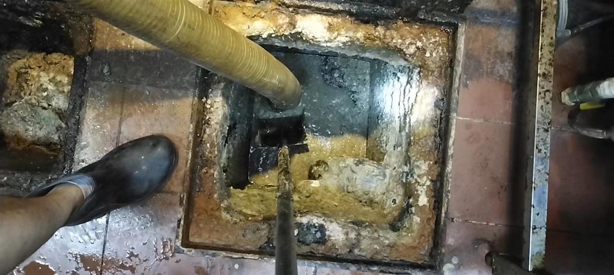 洋县污水池清理一般都有毒气，怎么预防中毒呢？